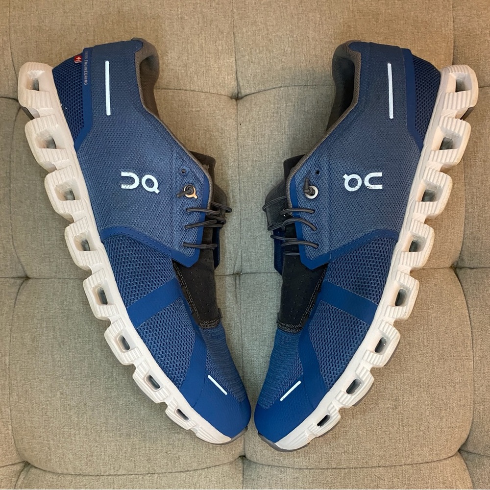 ON RUNNING Cloud 5 Athletic Running Shoes Mens 12.5 Stellar/Eclipse (blue/grey)